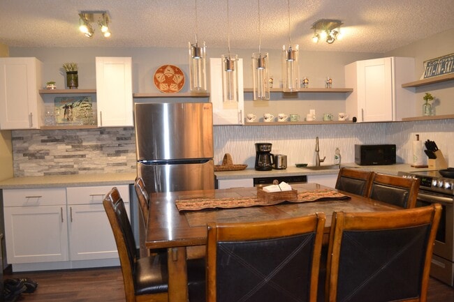 Photo - 1016 W Beaver Creek Blvd