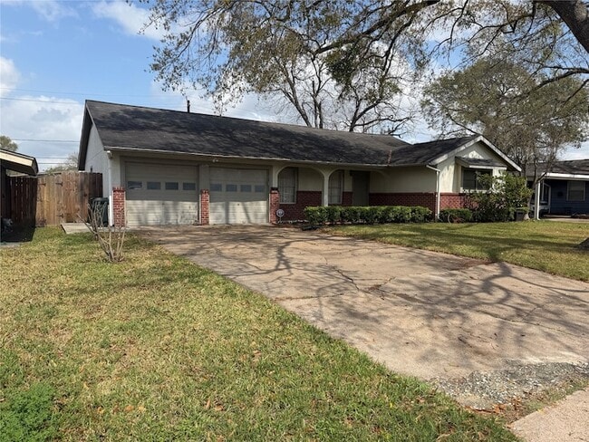 Building Photo - 6402 Tarna Ln