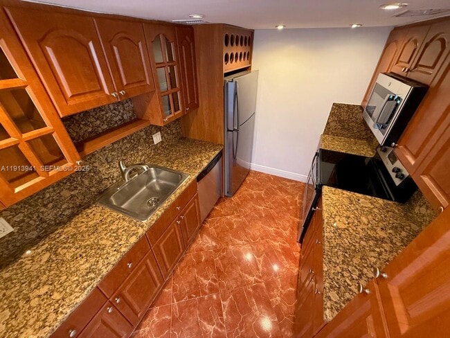 Photo - 900 Bay Dr Unit 419