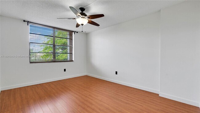 Photo - 13000 SW 92nd Ave Unit B407