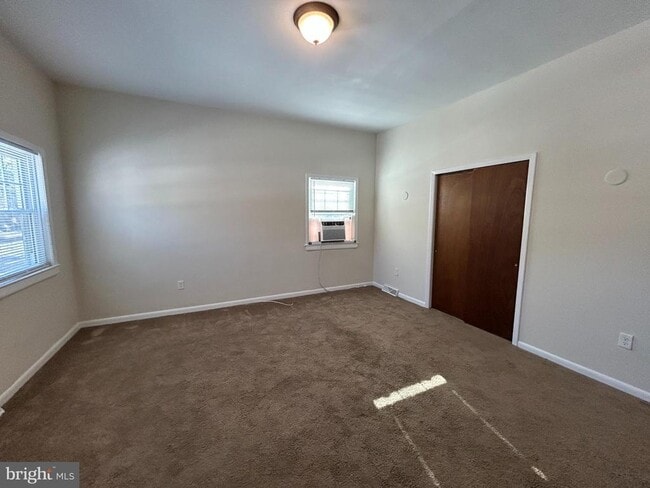 Photo - 534 Park Ave