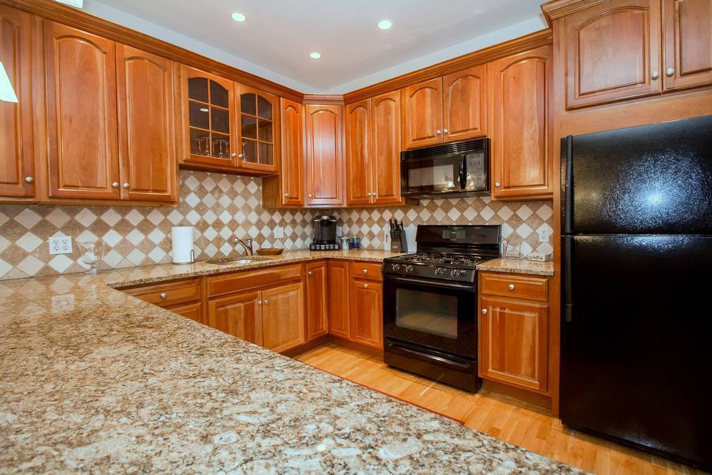 Photo - 2 Harvard Sq Condo Unit 2