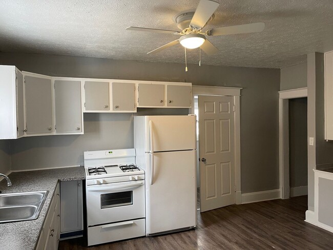 Photo - Comfortable 2-Bedroom Silvis Home!