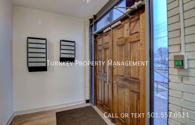 Photo - 915 North Street Unit 3