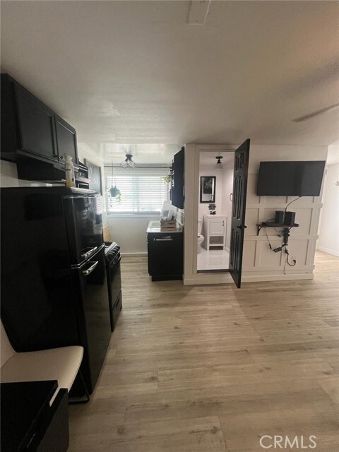 Photo - 5461 Repetto Ave