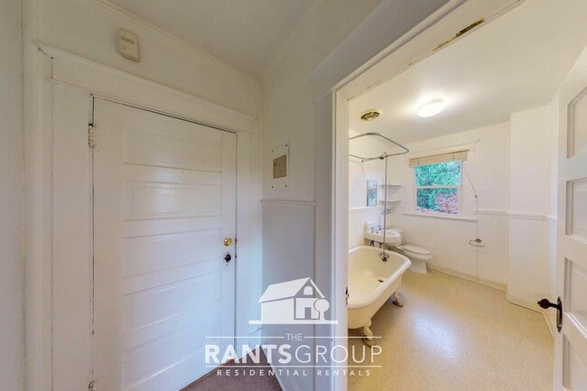 Photo - 180 Unit Apt A