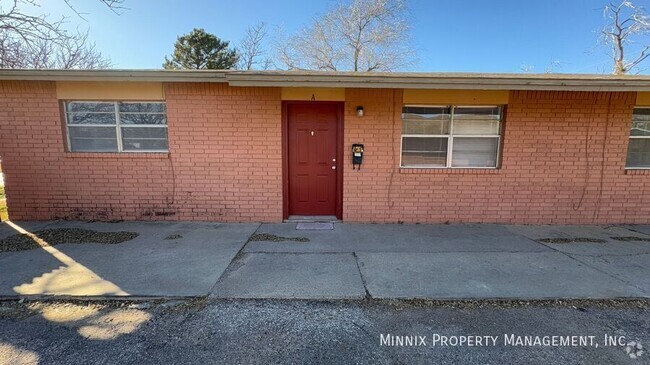 Building Photo - 2308 W 16th St Unit A Rental