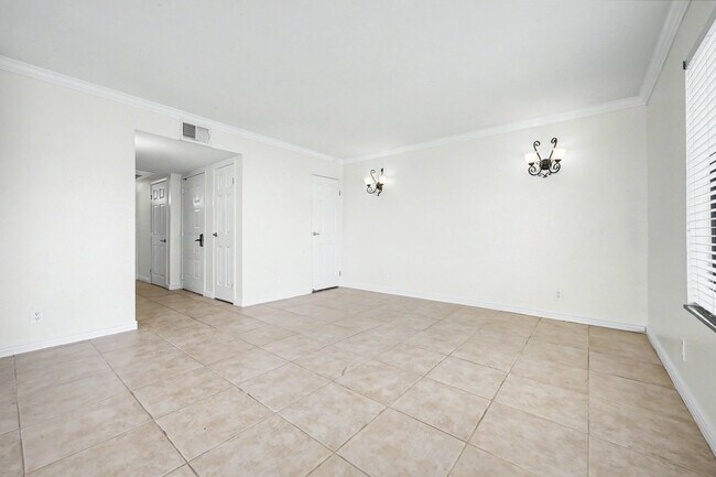 Photo - 43376 Cook St Unit 201