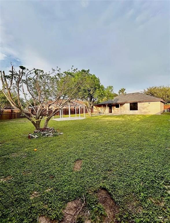 317 Whitewing Dr