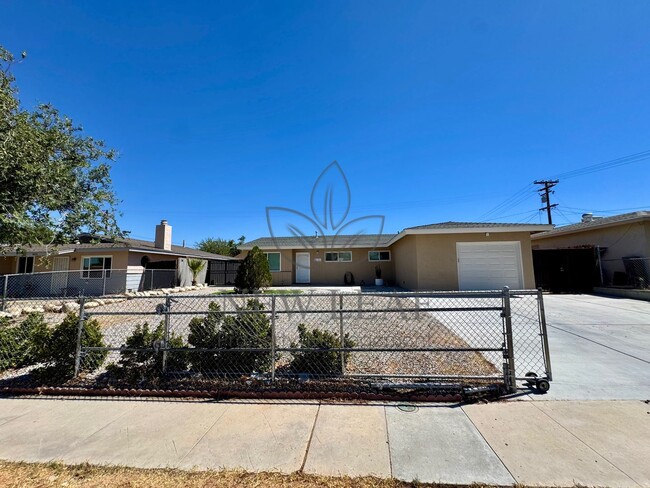 Photo - 16141 Vallejo St