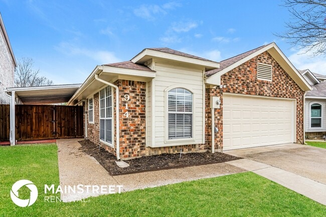 Photo - 914 Plantation Dr