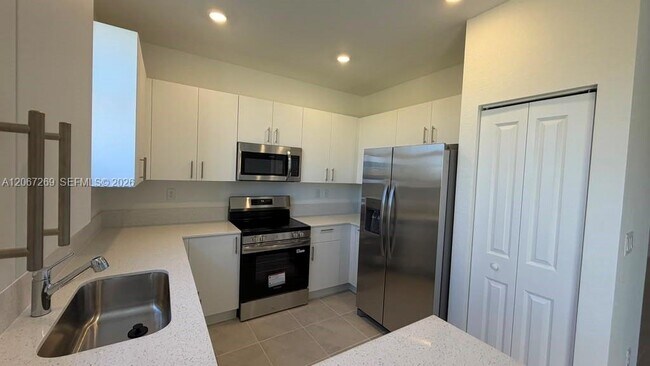 Photo - 2537 SE 25th Ct