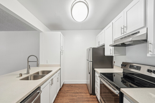 Building Photo - Ralston at Belmont Rental