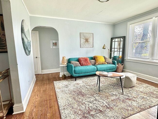 Photo - 4932 Lindenwood Ave Unit 2W