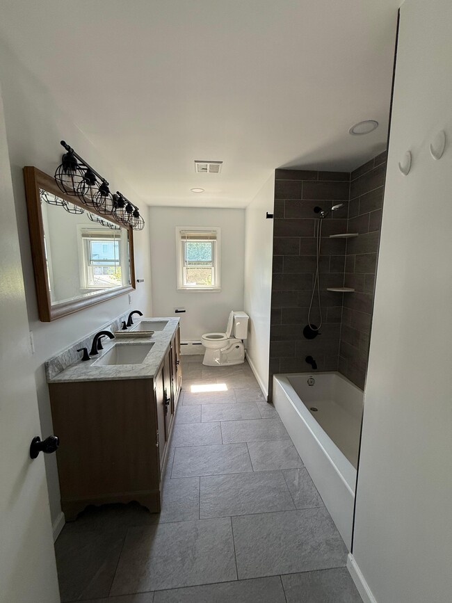 Photo - 19 Mt Pleasant Ave Unit 2