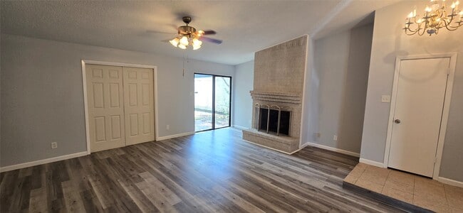 6311 Dawnridge Dr