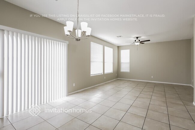 Photo - 7028 Wonderberry St