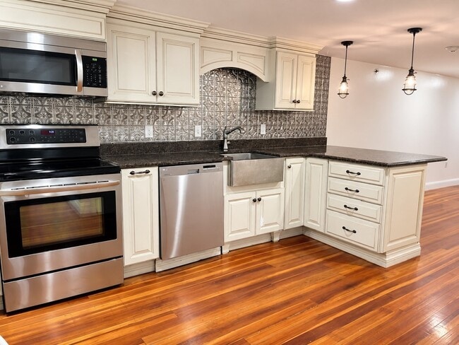6 A School St Unit 6A