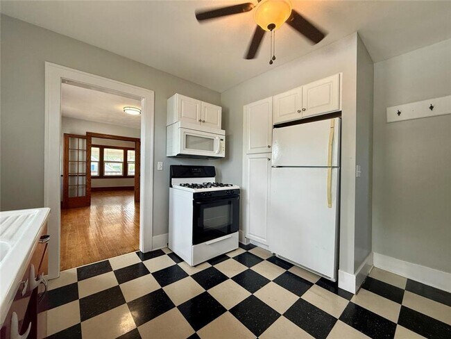 Photo - 1328-30-1330 Patterson Ave Unit 1330 Patterson Avenue