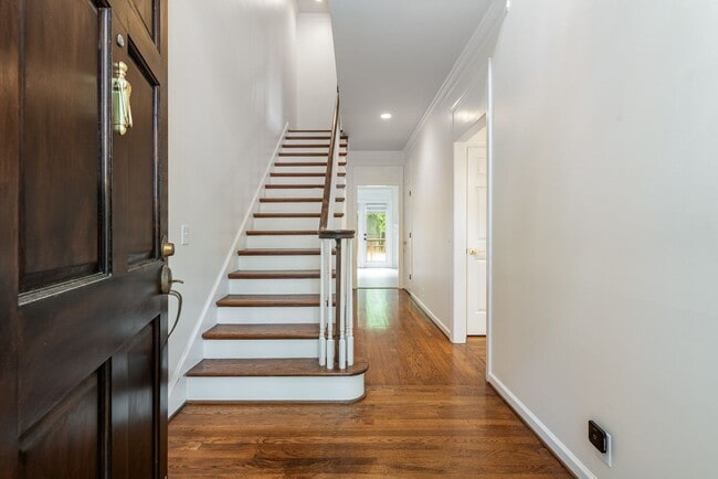 Photo - Newly Renovated 2-Bedroom Townhome in the Heart of Green Hills