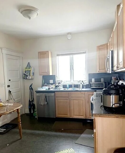 Building Photo - 280 Boston Ave