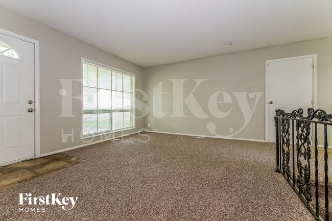 Photo - 9309 Farley Ave