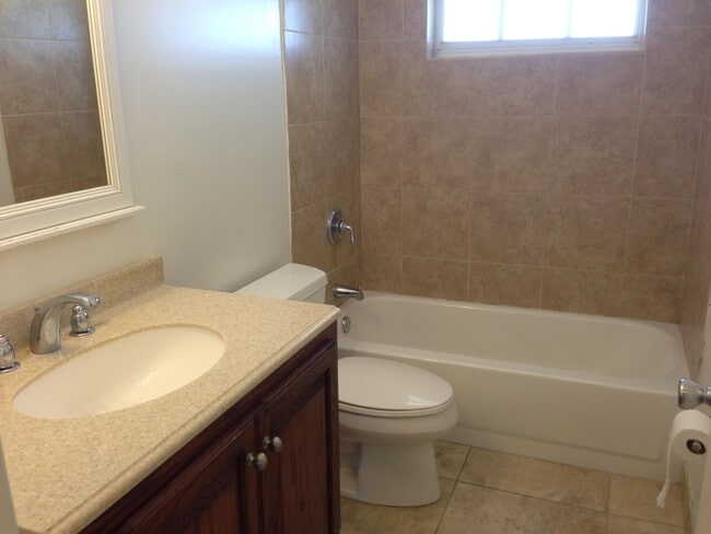 Photo - 1820 NE 56th St Unit 5