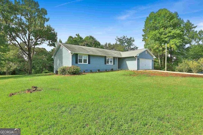 Photo - 180 Nectarine Dr