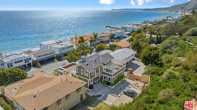 Building Photo - 25157 Malibu Rd Rental