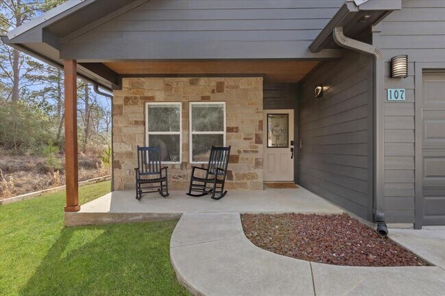 Photo - 107 Keamuku Ct