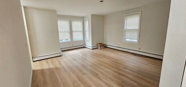 Photo - 17 Sanborn St Unit 17