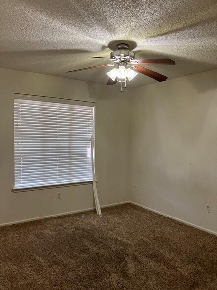 Photo - 3208 74th St Unidad A