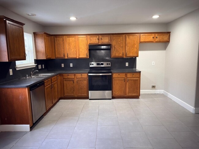 Photo - 17610 Manchester Point Ln