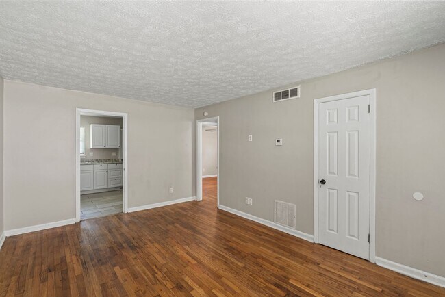Photo - 1595 Carlisle St NW Unit 1