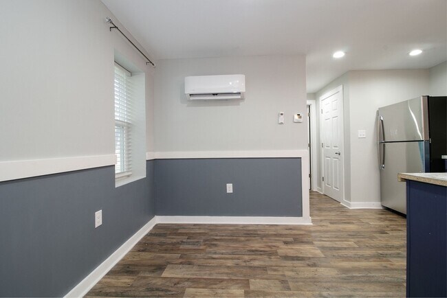 Photo - 510 Diuguid St