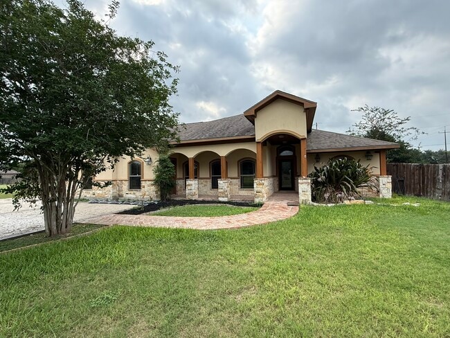 Photo - 1596 Wildwood Trl Blvd House
