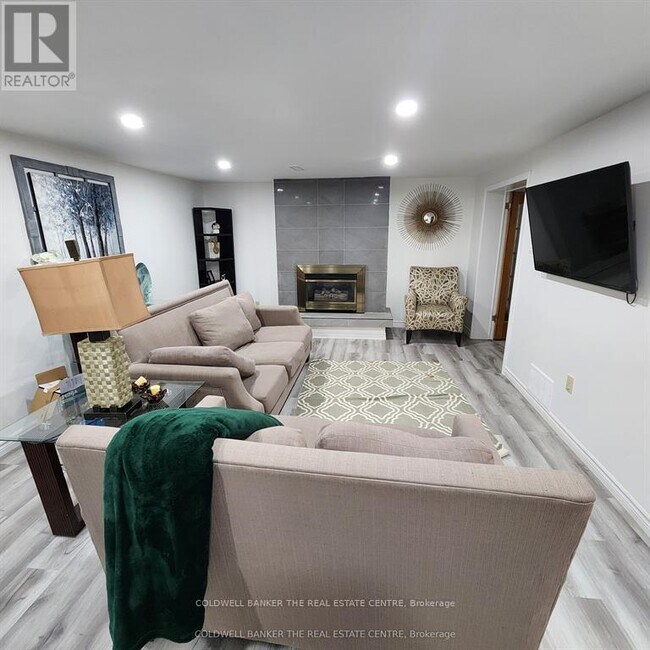 Photo - 295 Duckworth St