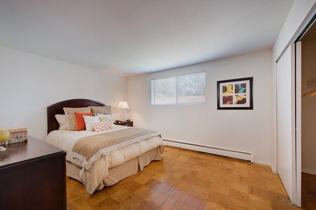 Photo - Layton Hall Apartments