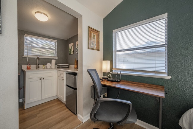 Photo - 2235 1st Ave N