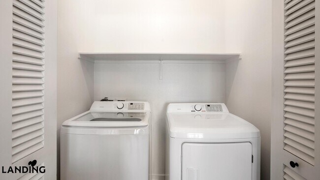 2555 N Rancho Dr Unit 3069