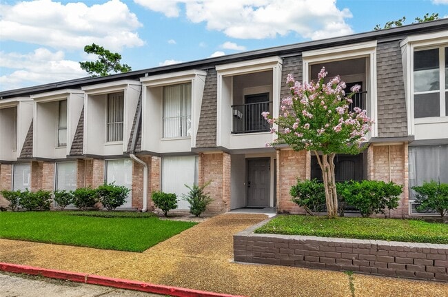 Photo - 12633 Memorial Dr Unit 130