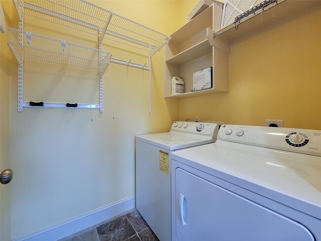 Building Photo - 1602 White St