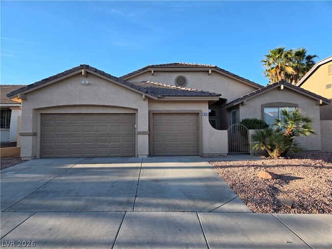 Building Photo - 9620 W Gilmore Ave