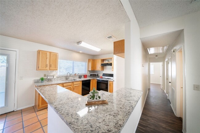 Building Photo - 22714 Brafferton Ln