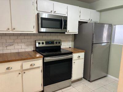 Building Photo - 4640 Lucerne Lakes Blvd W Unit 508