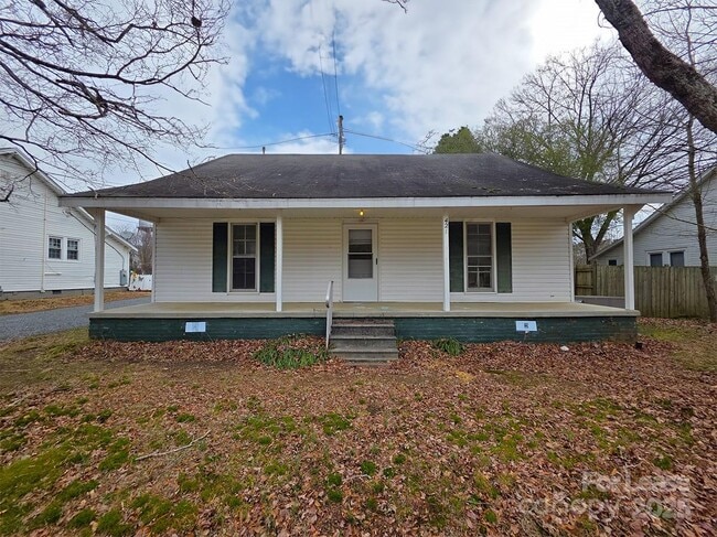 Building Photo - 421 Cannon St