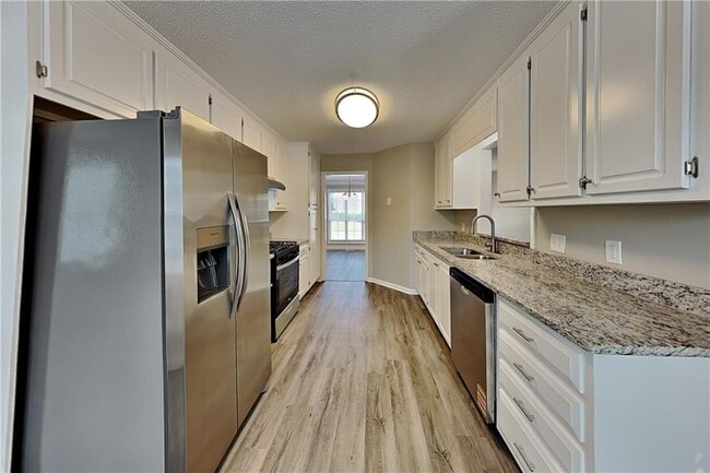 Photo - 4011 Cinnamon Fern Ln