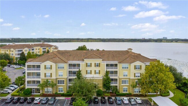 Photo - Beautiful WATERFRONT 3 bedrooms Condo loca... Unidad 404