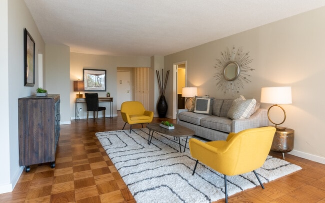 Photo - The PIERRE Apartments