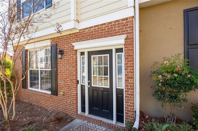 Photo - 134 Riverstone Commons Cir